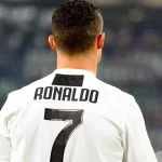 Cristiano Ronaldo jugando con la camiseta de Juventus