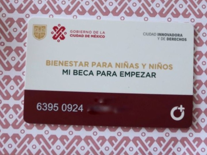 Tarjeta de los beneficiarios de Mi Beca para Empezar