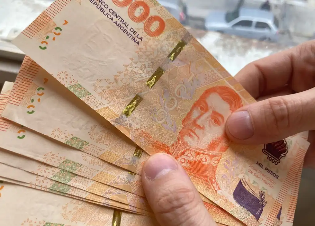 Billetes nuevos de 1000 pesos