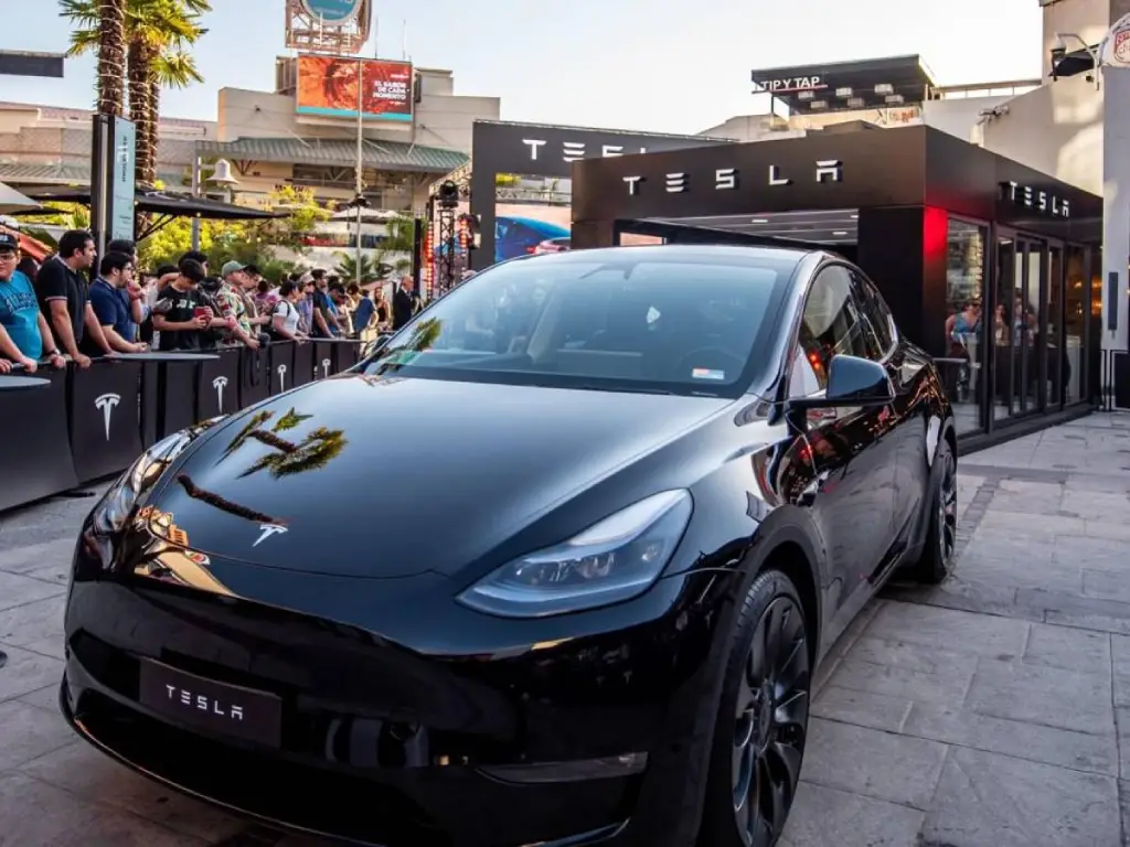 Inauguración de Tesla en Chile